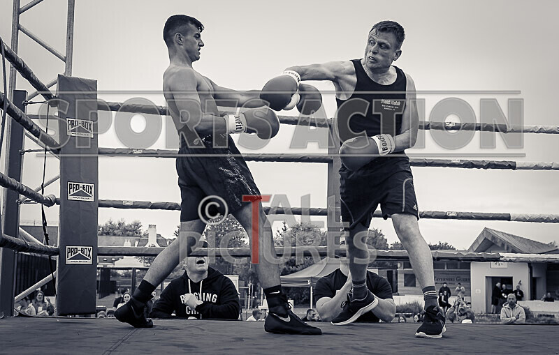 BOUT 12- Tyler the Lion Quintels v Phil Knock Knock Kiddy-10 - BOUT 12- Tyler 'the Lion' Quintels v Phil 'Knock Knock' Kiddy