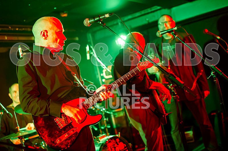 Norman Watt-Roy Band-112 - THE NORMAN WATT-ROY BAND with WILKO JOHNSON