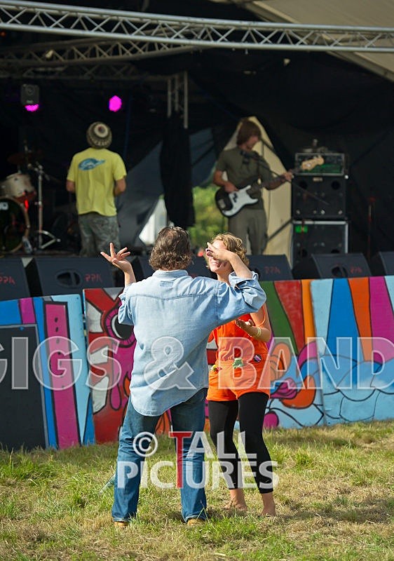 Benny the Moth-5-0001 - BENNY THE MOTH