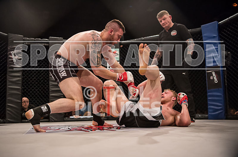 Lucas Brand v Josh Ozanne-11 - BOUT-10 Lucas Brand v Josh Ozanne