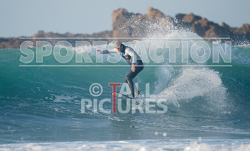 Vazon Surfing_27-02-2021-79 - SURFING AT VAZON BAY GUERNSEY
