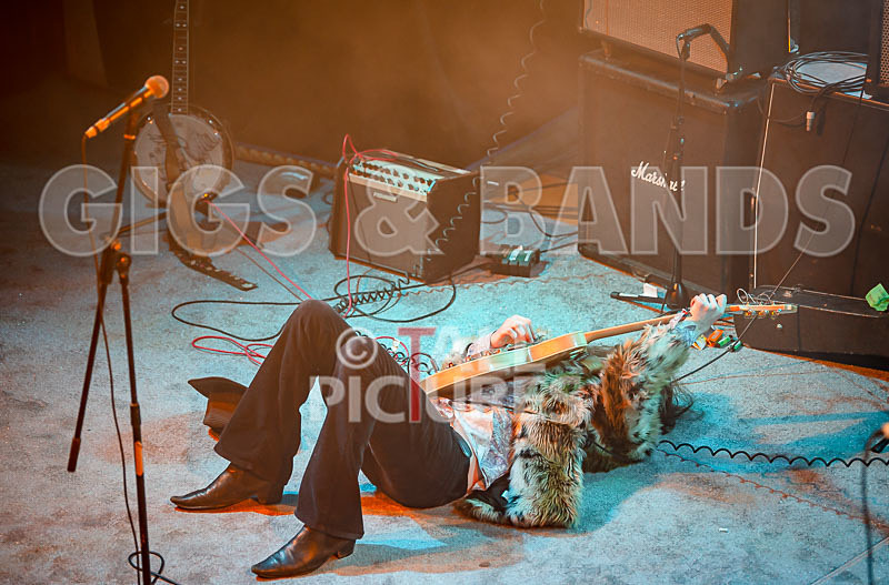 The Recks-825 - THE RECKS