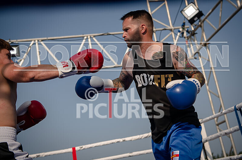 BOUT 7 - Brandon -Bravehart- Ashplant v Martin -the not so Ranging Bul - BOUT 7 - Brandon 'Bravehart' Ashplant v Martin 'the not so Ranging Bull' Le Prevost