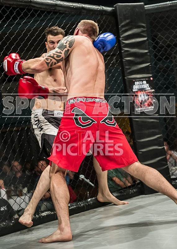 Cage Fighting_2012_Bout 3-7 - BOUT-3