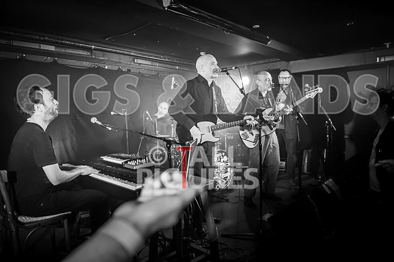 Norman Watt-Roy Band-121 - THE NORMAN WATT-ROY BAND with WILKO JOHNSON