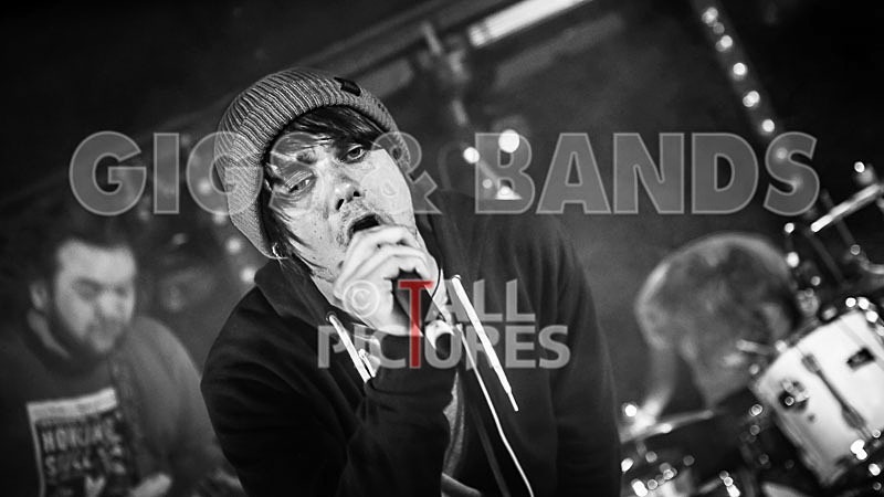 The Deadbeats-30 - THE DEADBEATS