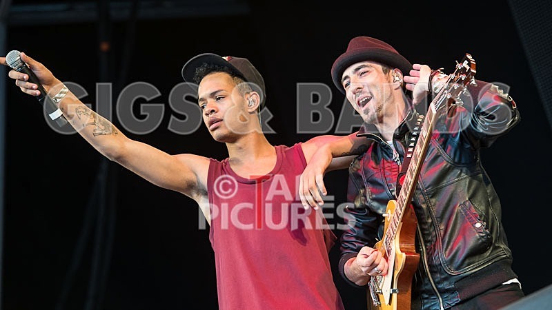 Rizzle Kicks-37 - RIZZLE KICKS