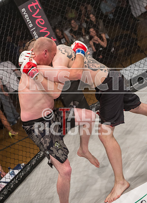 Shane Bentley v Jesse James-7 - BOUT 12