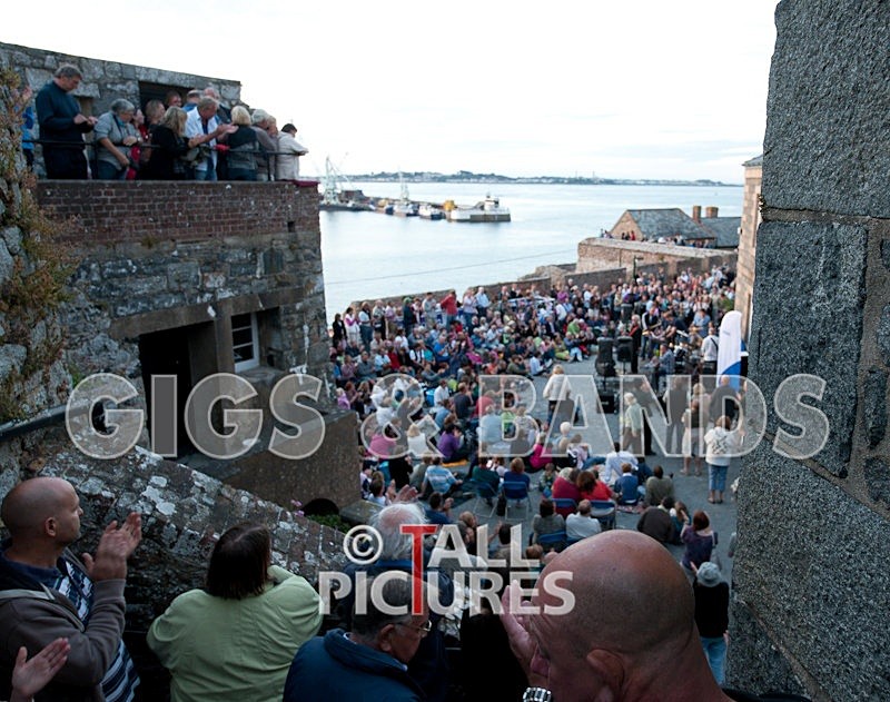 Castle Nights-27 - CASTLE CORNET MUSIC NIGHTS 2010