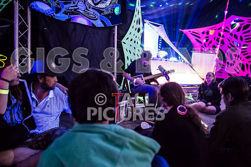 Chaos Peace Tent 2014-22 - CHAOS 2014... THE PEACE TENT