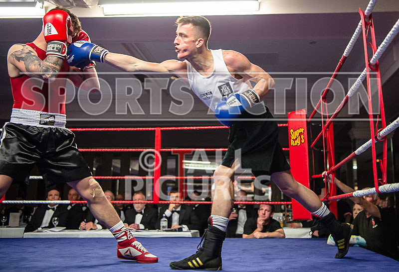 BOUT-5_Rob Brehaut v Ryan Davies-16 - BOUT-5_Rob Brehaut v Ryan Davies