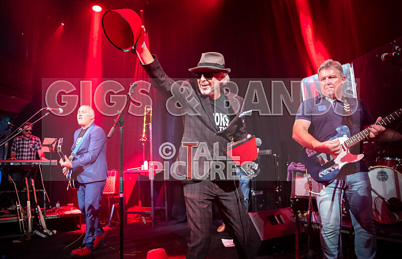 Sons of the Desert-355 - SONS OF THE DESERT