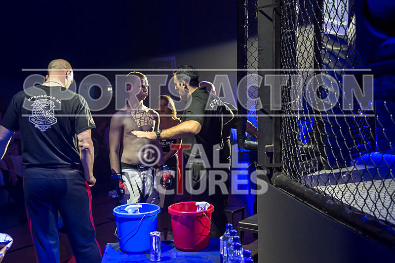 Tom Schmeiduber v Adam Dent-4 - BOUT 11