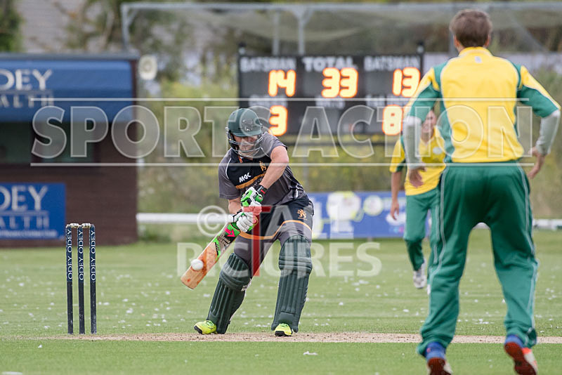 Cricket_Griffins v Irregulars-19 - GRIFFINS v IRREGULARS BARBARIANS