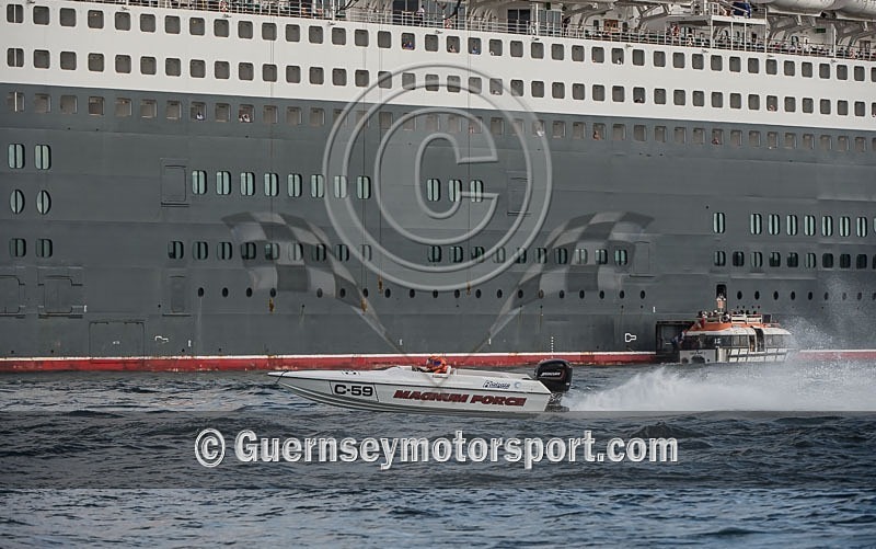 Powerboat Racing_04-08-2013-91 - RACE-9 NORTH BEACH OUTER