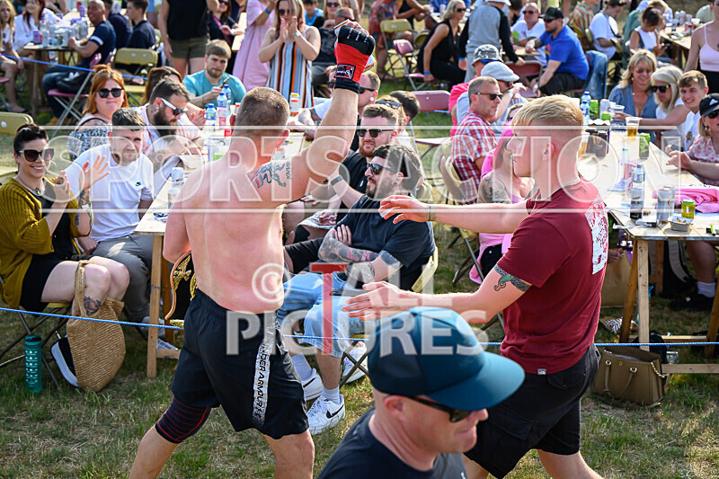 BOUT 7 - Luke Graham v Jan the Dutch Destroyer Dame-66 - BOUT 7 - Luke Graham v Jan 'the Dutch Destroyer' Dame