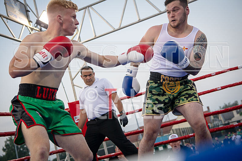 BOUT 17 - Luke Robert v Casey De La Mare-23 - BOUT 17 - Luke Robert v Casey De La Mare