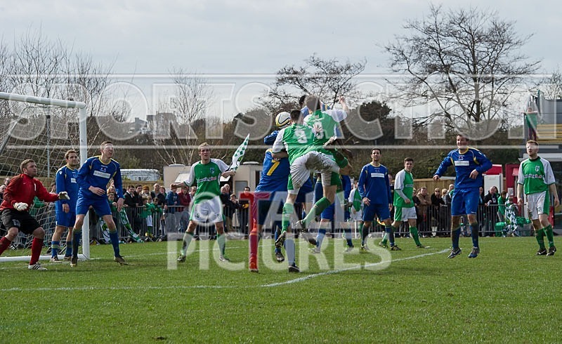 Guernsey FC v Raynes Park Vale-113 - GUERNSEY FC v RAYNES PARK VALE