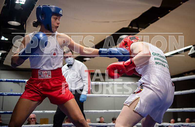 BOUT 4_Natalie Granger v Leanne Le Feuvre-6 - BOUT 4_Natalie Granger v Leanne Le Feuvre