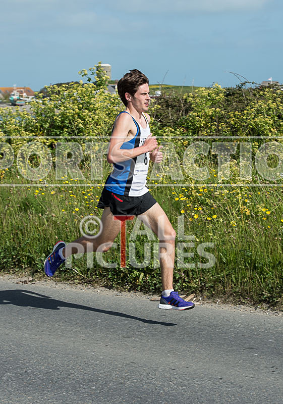 Easter 10km Road Run-2014-7 - GIAAC 10km EASTER ROAD RUN 2014