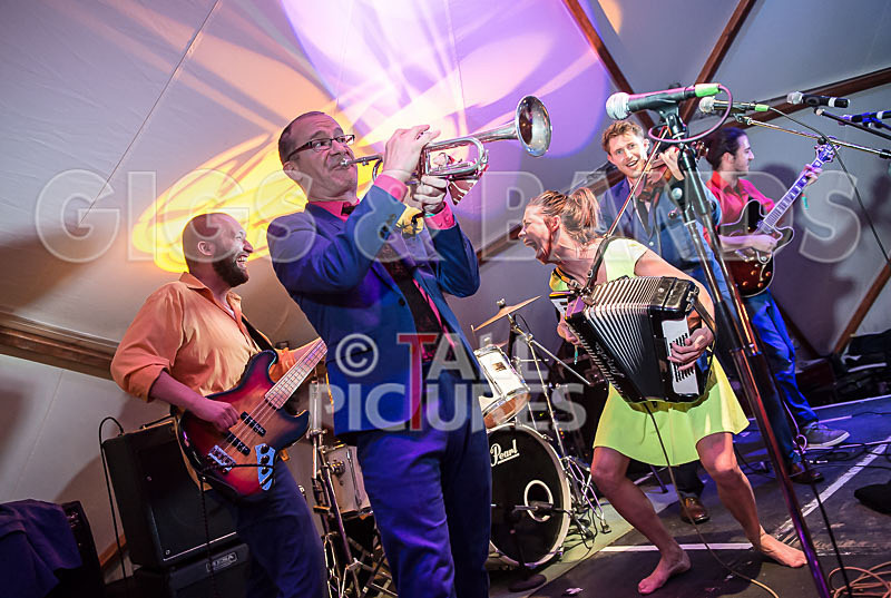 Molotov Jukebox-3 - MOLOTOV JUKEBOX