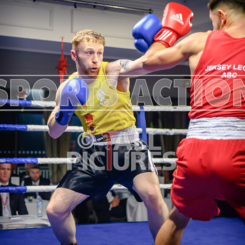 BOUT- 9_Daniel Du Four v Liam Collier-38 - BOUT- 9_Daniel Du Four v Liam Collier