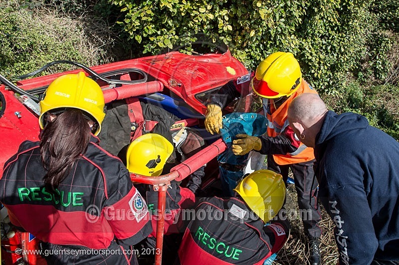 Sarnia Rescue_Training_09-03-2013_Pic-49 - RESCUE TEAMS, MARSHALLS & OFFICIALS