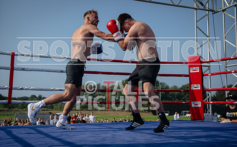 BOUT 3 - Josh -All the Way- Gray v Ed -No Fear- Sebire-34 - BOUT 3 - Josh 'All the Way' Gray v Ed 'No Fear' Sebire