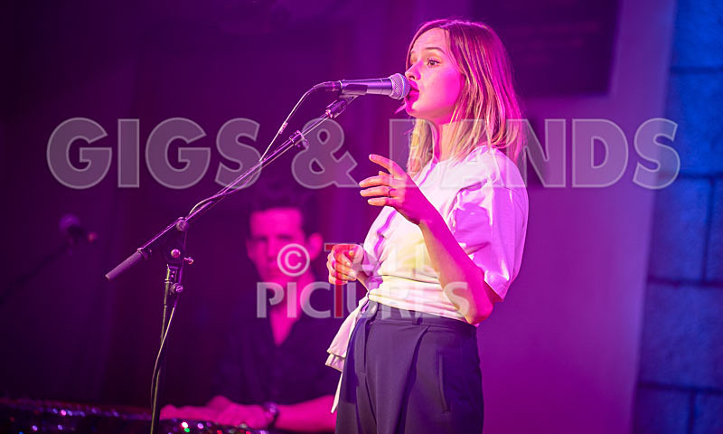 Gabrielle Aplin-30 - GABRIELLE APLIN