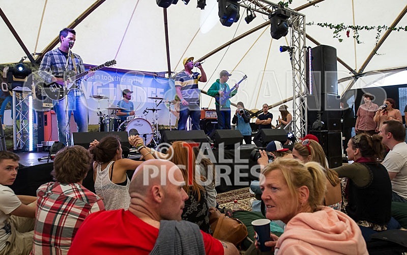 Any Given Sunday-12 - ANY GIVEN SUNDAY