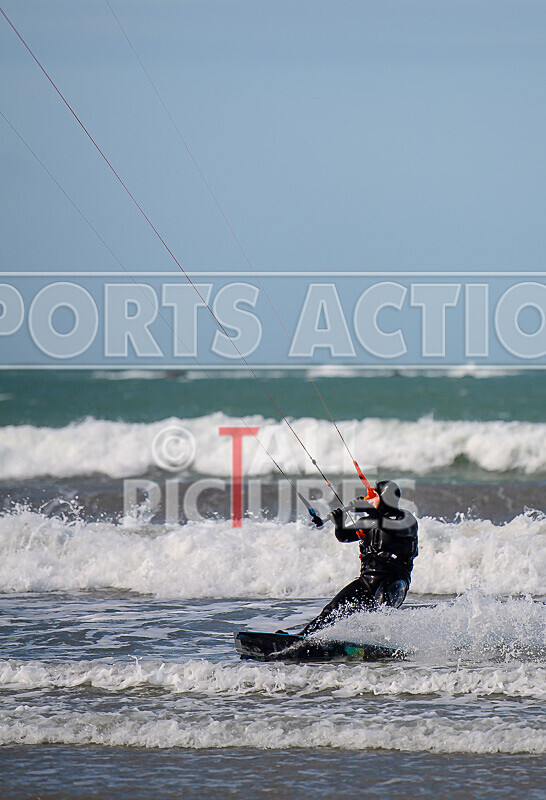 Kite Surfing_14-03-2021-31 - KITE SURFING_14-03-2021