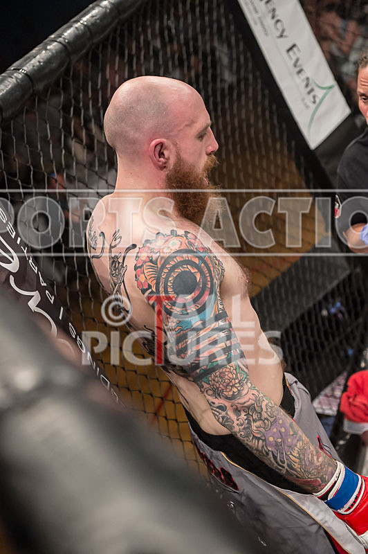 Josh Ozanne v Andrew Reid-37 - BOUT 15