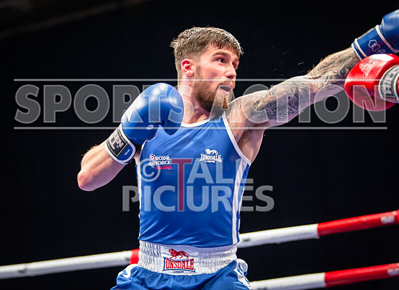 Bout 20_Chris Sumner v Keiran Bailey-1-7 - Bout 20_Chris Sumner v Keiran Bailey