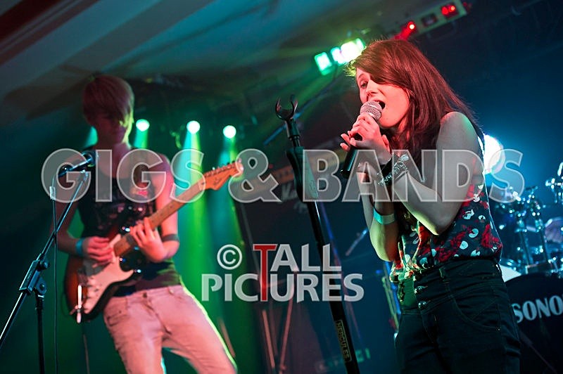 9 Lives-13 - 9 LIVES