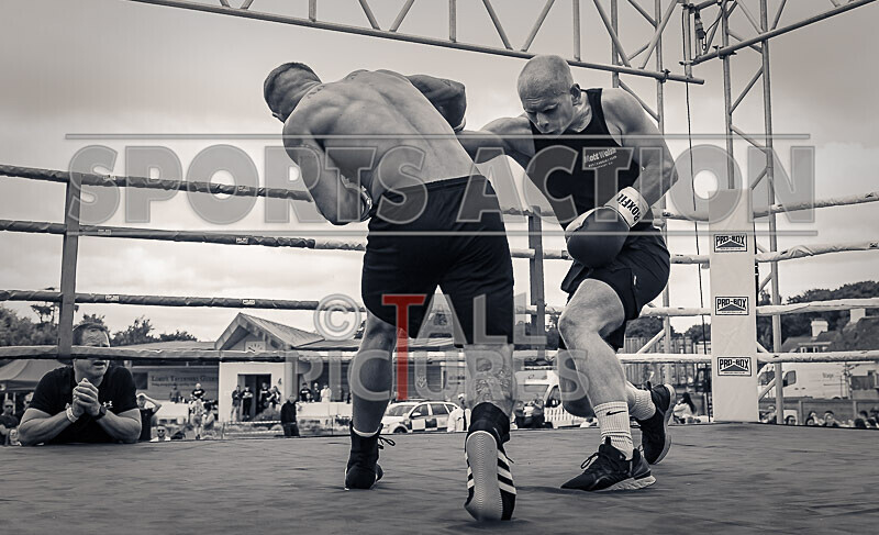 BOUT 6- Jason Danger Mouse Enticott v Martin the Granite Man Savident- - BOUT 6- Jason 'Danger Mouse' Enticott v Martin 'the Granite Man' Savident