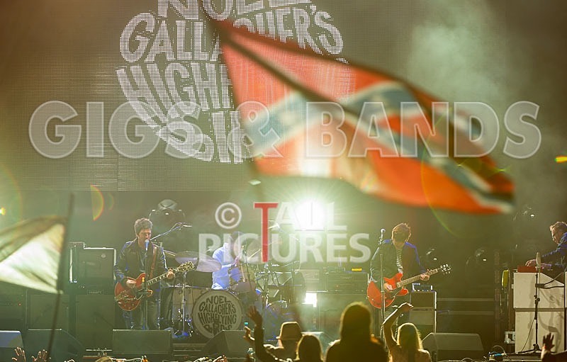 Noel Gallaghers High Flying Birds-8 - NOEL GALLAGHER'S HIGH FLYING BIRDS