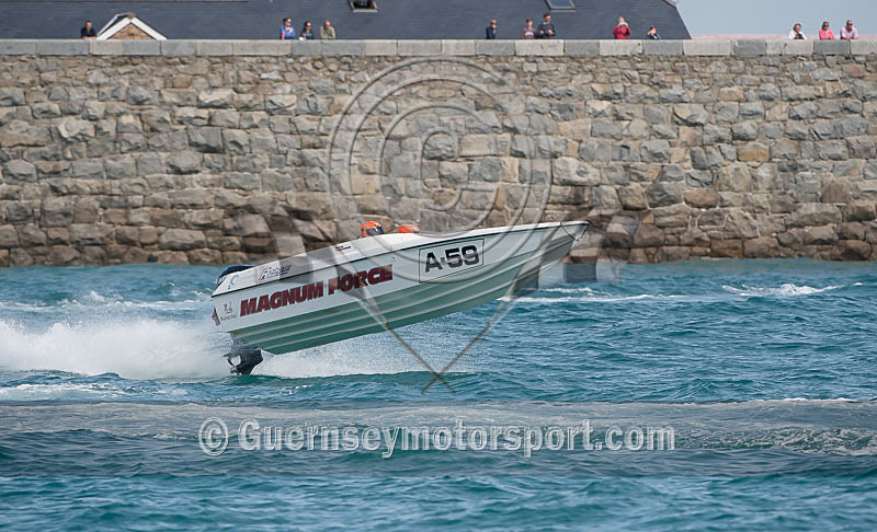 Powerboat Racing 2014_Race-2-3 - RACE-2 HAVELET BAY