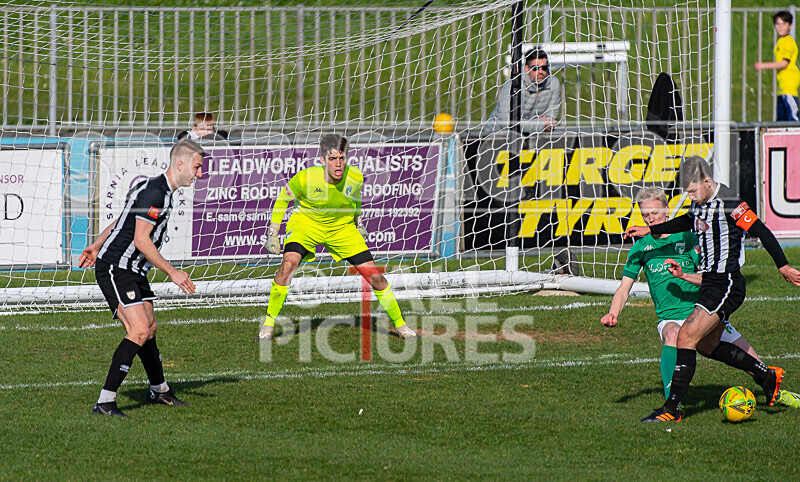 GFC v Hanwell Town-28 - GFC v HANWELL TOWN