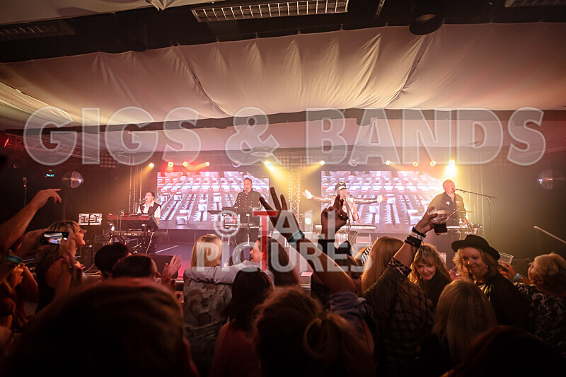 Fade2Grey Eighties Explosion 2020-69 - FADE2GREY_EIGHTIES EXPERIENCE 2020