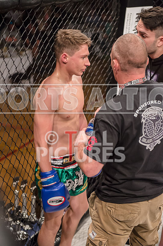 Jamie Wilson v Sades Waenlor-31 - BOUT 5