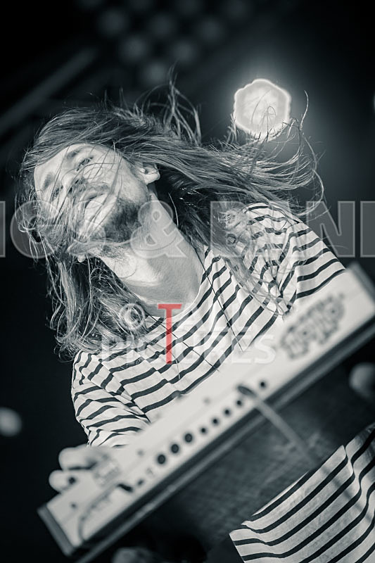 Little Thief-24 - LITTLE THIEF