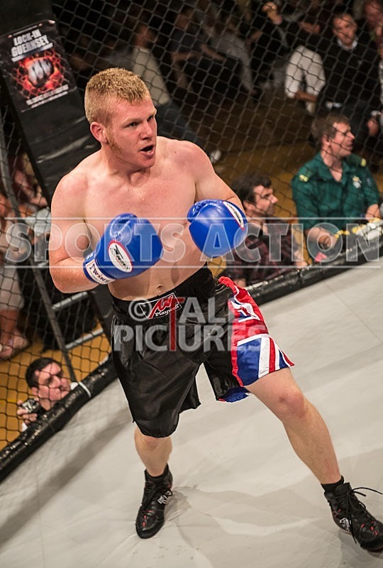 Cage Fighting_2012_Bout 2-29 - BOUT-2