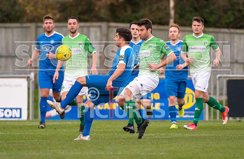 GFC v Shoreham_18-11-2017-22 - GUERNSEY FC v SHOREHAM