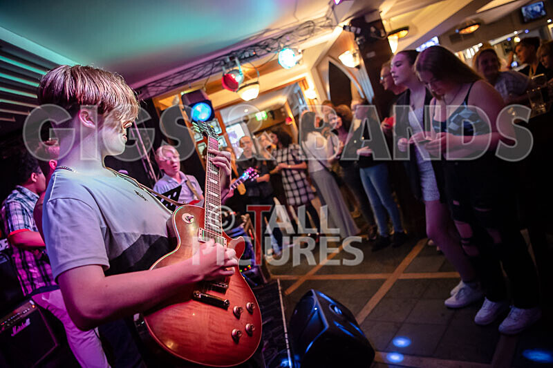 Motionless-74 - MOTIONLESS