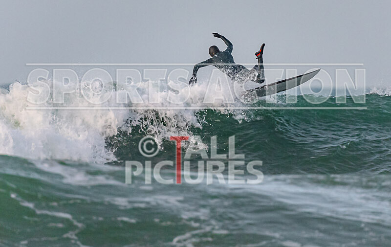 Surfing_New Years Eve 2021-19 - NEW YEARS EVE SURFING 2021