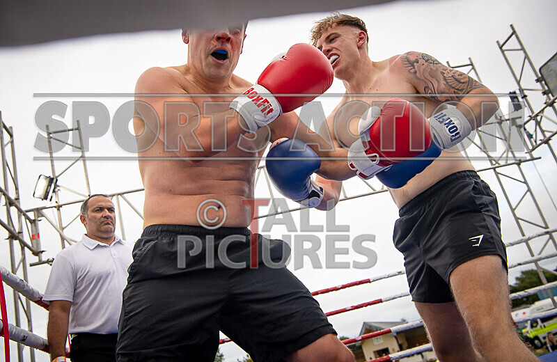 BOUT 10 Gareth the Marksman Morgan v Callum the Cannon Beausire-71 - BOUT 10- Gareth 'the Marksman' Morgan v Callum 'the Cannon' Beausire