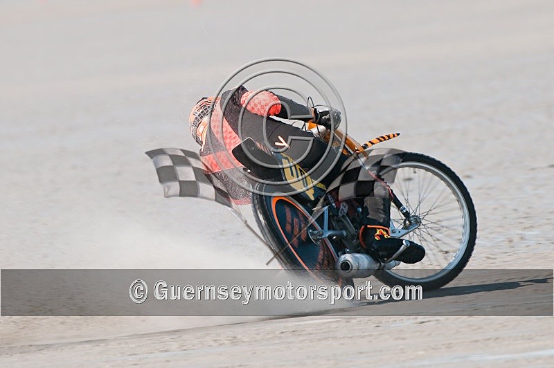 Sand Ace_09-120 - SAND ACE 2009