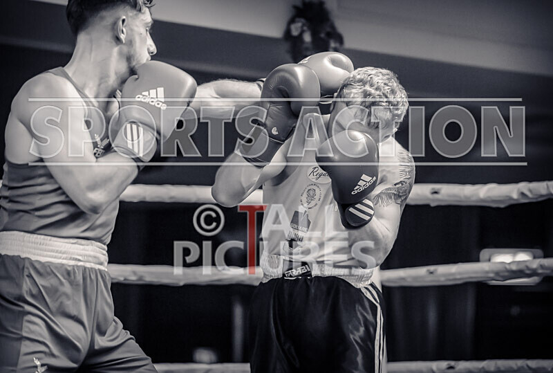 BOUT- 9_Daniel Du Four v Liam Collier-56 - BOUT- 9_Daniel Du Four v Liam Collier