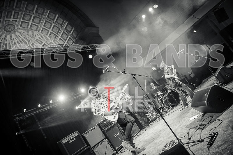 The Robert J Hunter Band-298 - THE ROBERT J HUNTER BAND