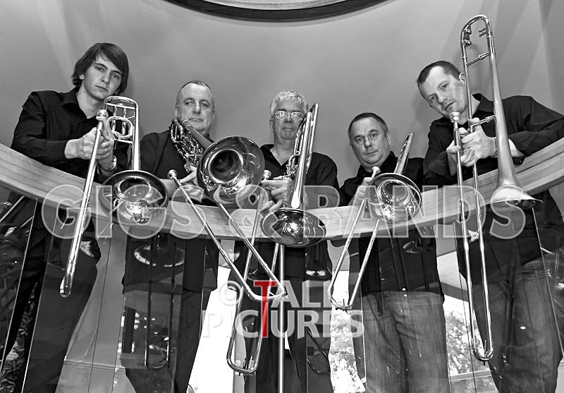 Boneheads-18_BW - THE BONEHEADS